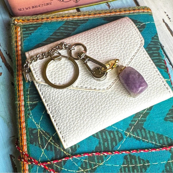 Silver amethyst keychain/card holder amulet/protection crown chakra bag charms - Picture 1 of 5